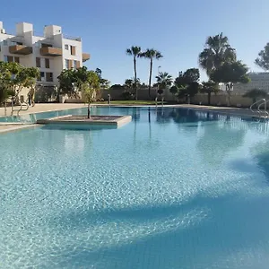 Appartement Modern Seafront Flat With A Private Garage